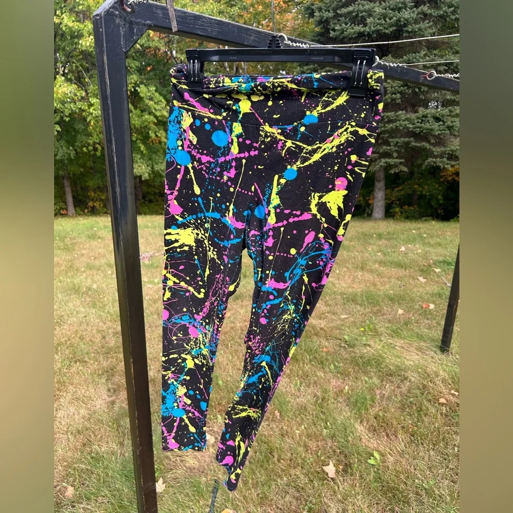 Juniors Colorful Splatter Print Leggings - Picture 1 of 2